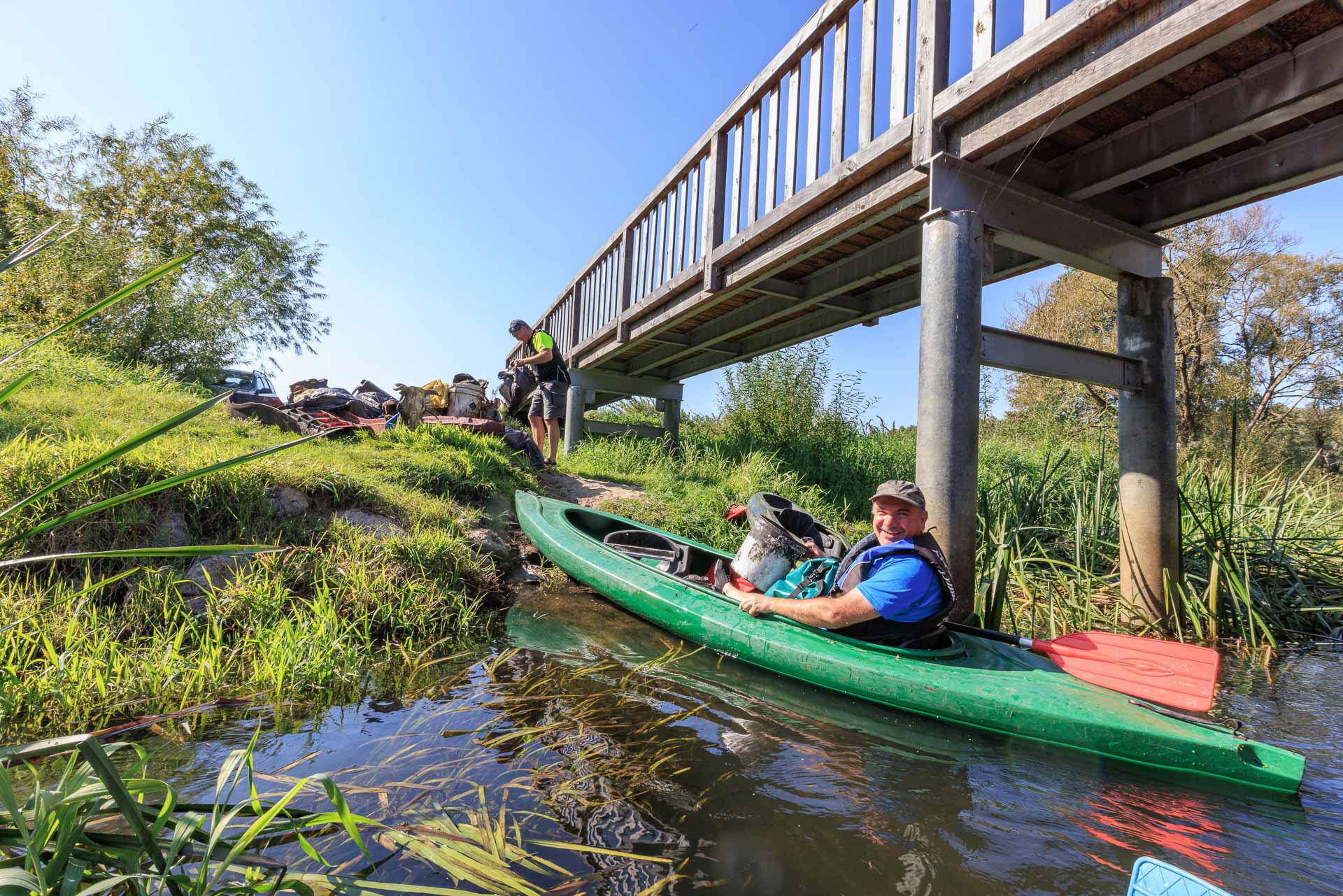 Beautiful scenery, a sunny afternoon and a good team spirit contributed to the success of the Ina clean-up action