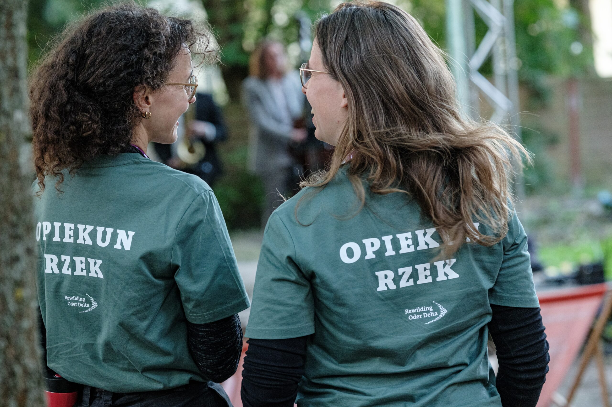 Rewilding Oder Delta volunteers at the afternoon picknick